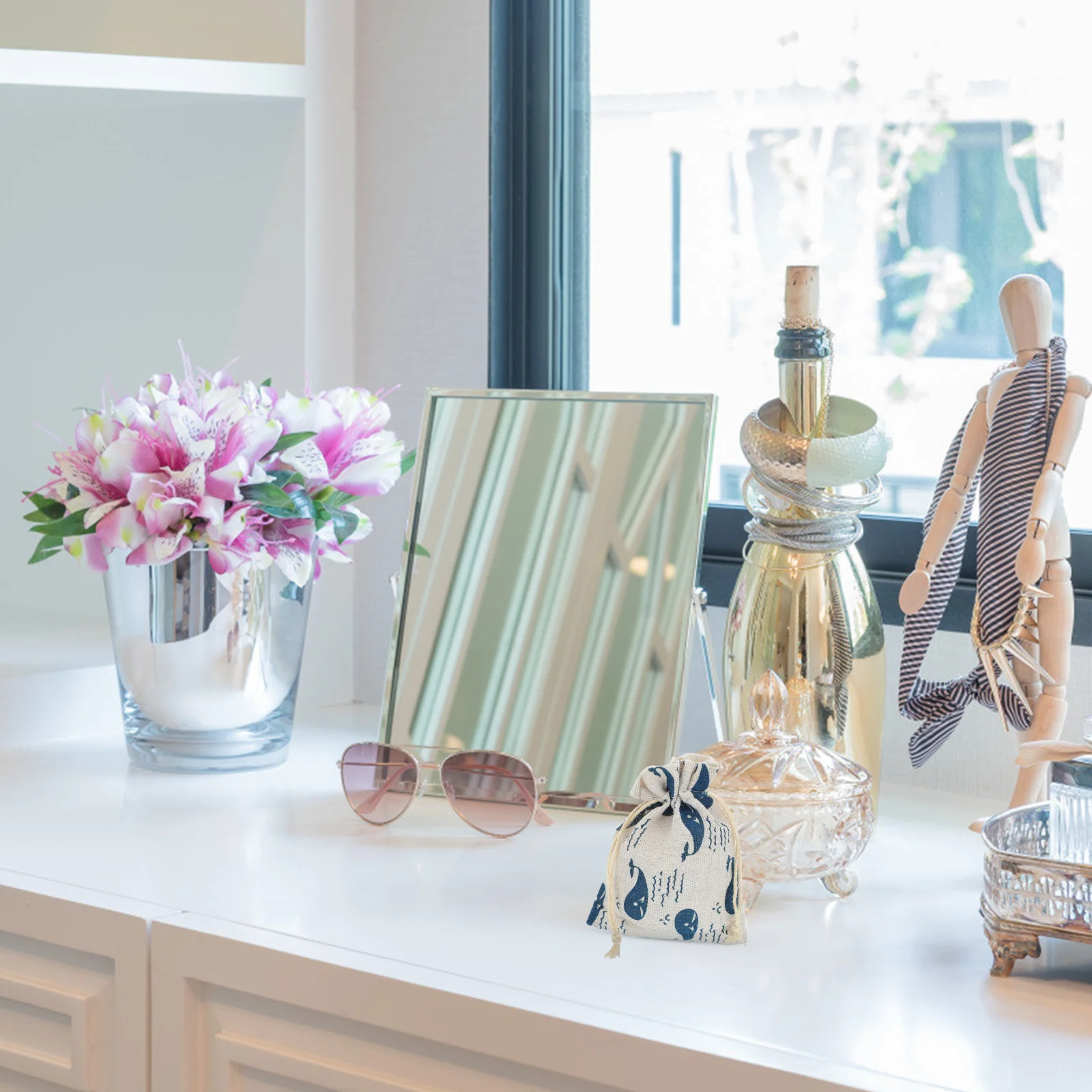 

12Pcs Whale Pattern Drawstring Bags Festival Candy Storage Pouches Gifts Wrapping Party Favor Treat Bags Drawstring Bag