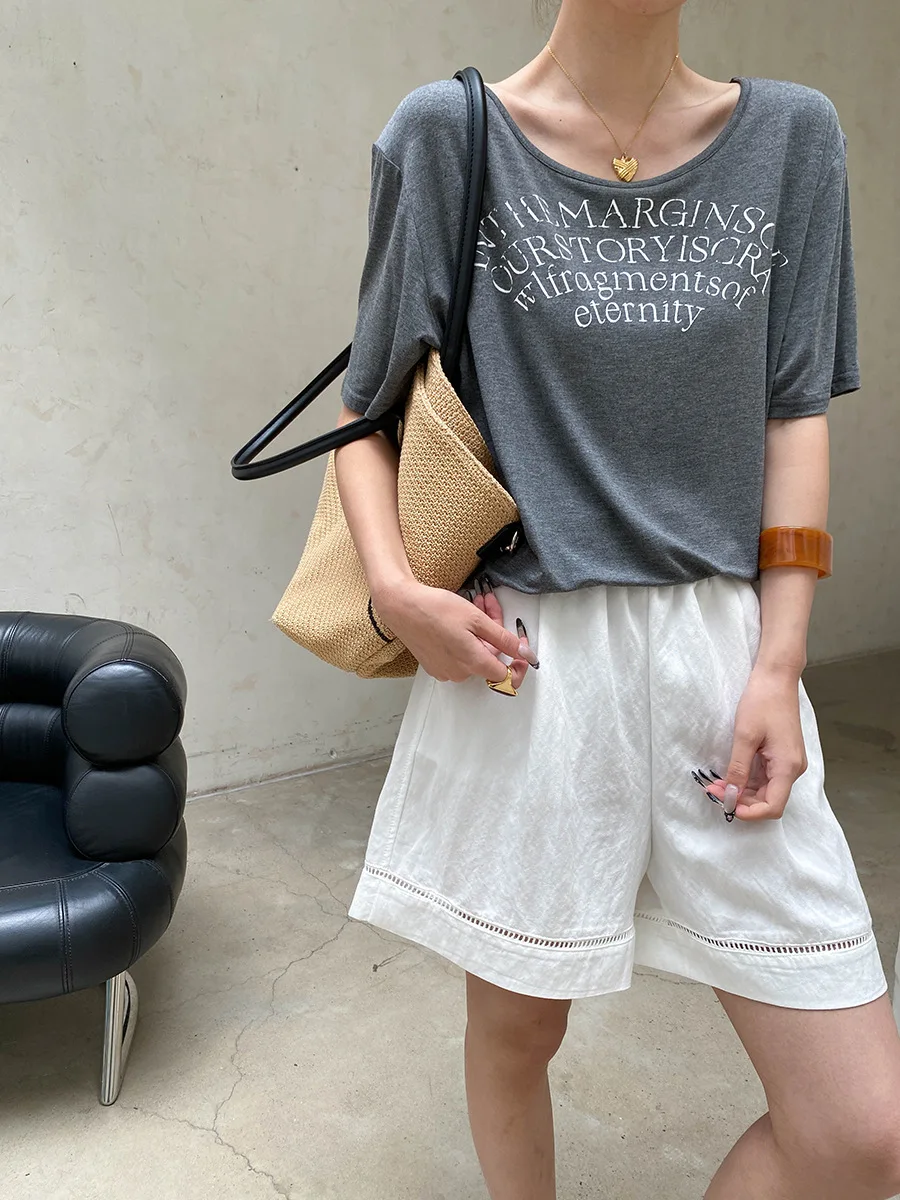 Sommerliches Damen-T-Shirt mit lässigem und modischem Design, Nischen-Design mit Buchstaben-Print, Rundhalsausschnitt und kurzen Ärmeln – Detail 15