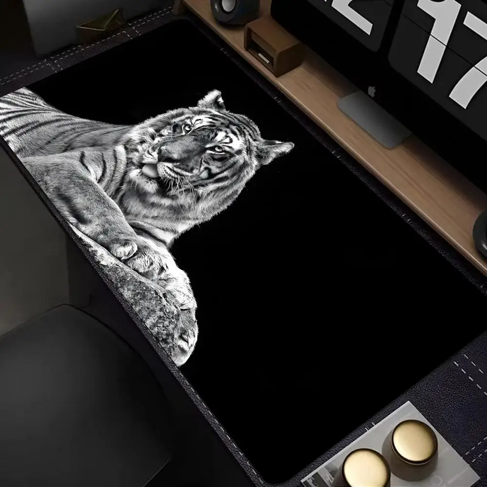 

HYBXAXC Tiger Mouse Pad XXL Gaming Accessories Office Gamer Keyboard Desk Mat Non-Slip Laptop Large Mousepad