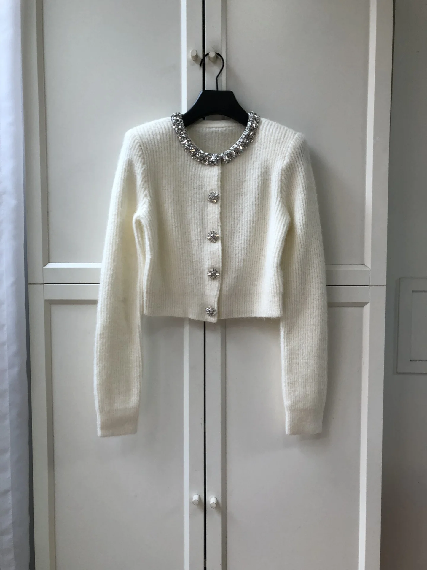 2024 Winter New Women's Clothing Ivory white diamond inlaid wool knitted cardigan jacket 1021