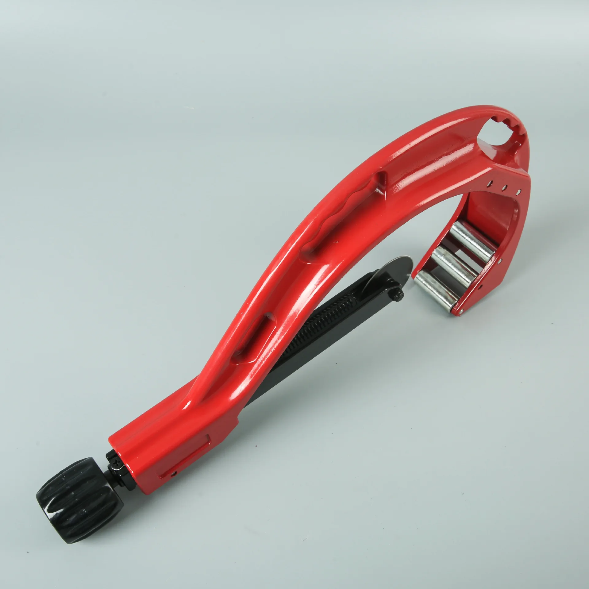 Tagliatubi per tubi con velocità per utensili manuali 200N per 110-200 mm