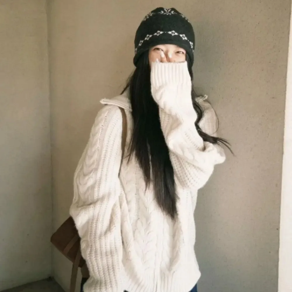 Stylish Seasonal Warmth Knitted Hat Jacquard Weave Fair Isle Ear Protection Hat Warm Curled Edge Korean Beanie Cap For Women