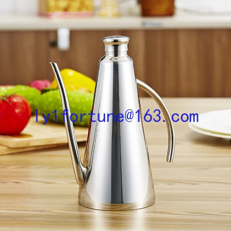 304 stainless steel oil pot  leak-proof creative kitchen supplies soy sauce bottle seasoning bottle oil tank