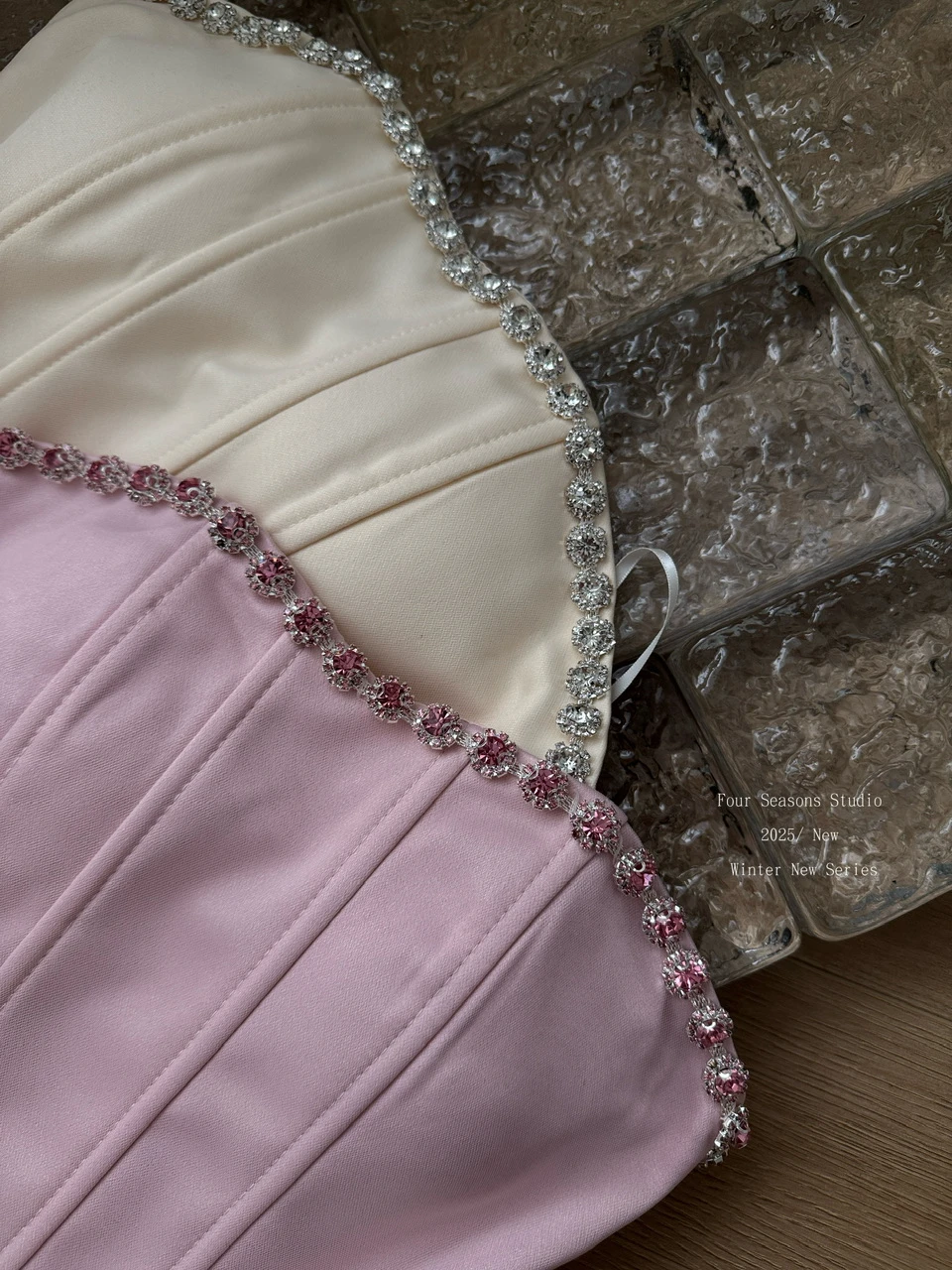 Damska Jesienno-Zimowa Sukienka Bez Ramiączek z Diamentami, z Fiszbinami w Talii, Rozkloszowana, z Bufiastym Tiulem, Seksowna Sukienka Bez Rękawów na Imprezę, Urodziny, Krótka Sukienka