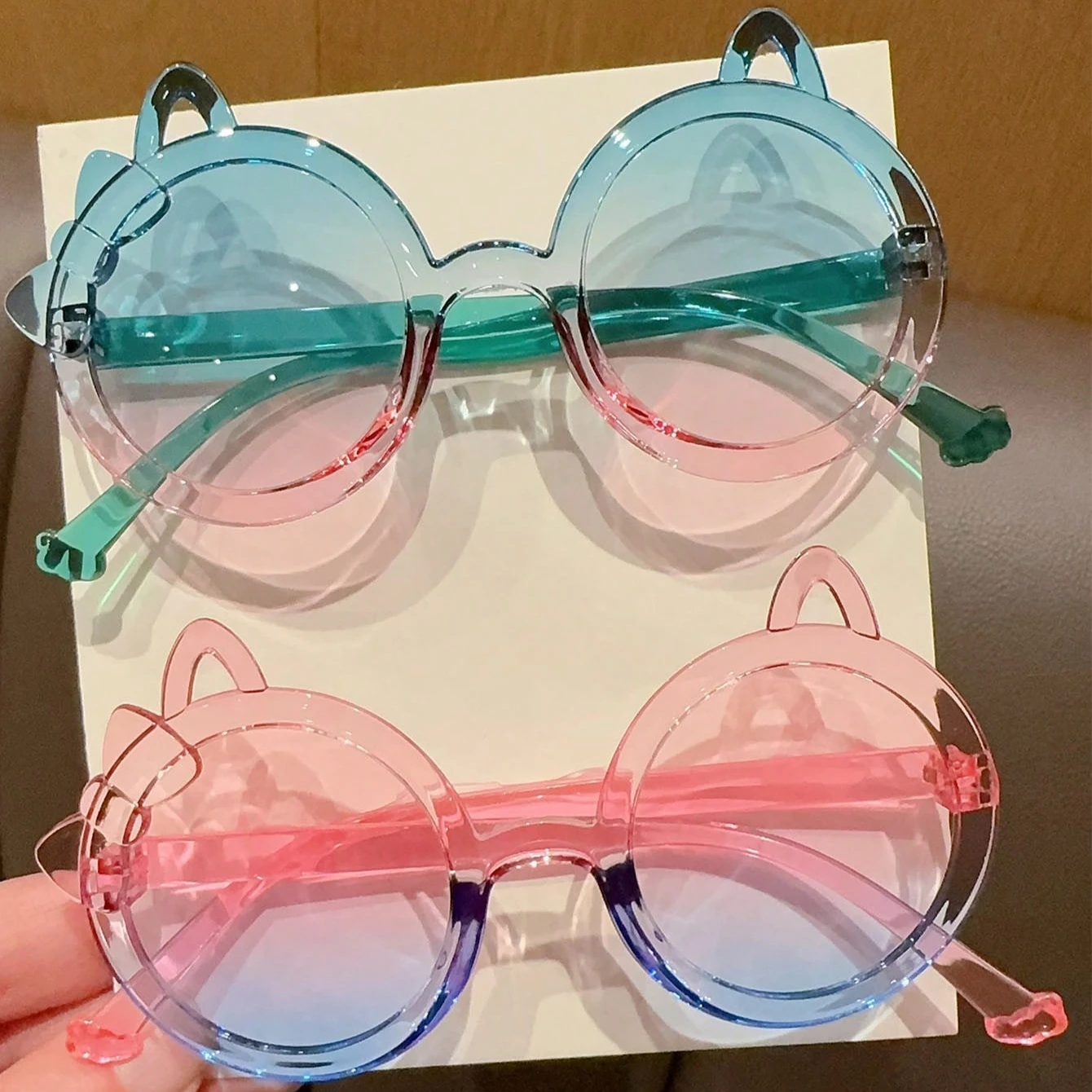 2/4 個 2025 最新のかわいいファッショングラデーション中空猫耳蝶結びファッションメガネ保護眼鏡、カードのみ表示、発送はしません