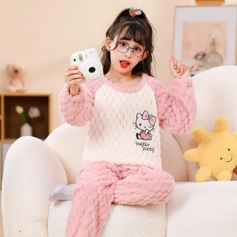 New Sanrios Winter Girl Flannel Pajamas Velvet Thicken Hello Kittys Coral Fleece Cartoon Lounge Clothes Suit Can Be Worn Outside