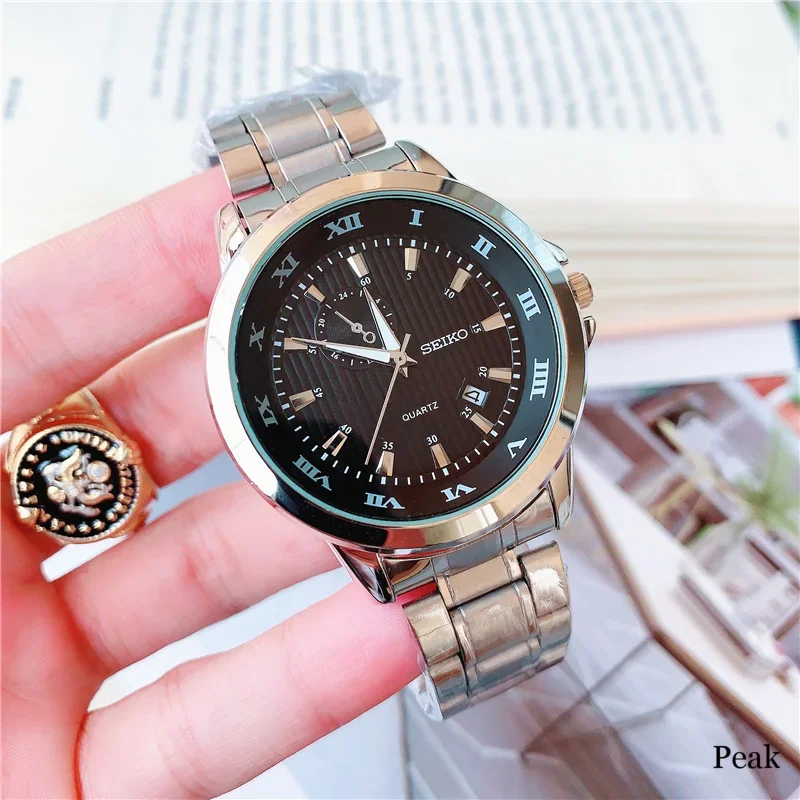 ساعة سيكو الرياضية كوارتز مقاومة للماء للرجال، مينا متعددة الوظائف وعلامات مضيئة، ستانلس ستيل أو حزام مطاطي.