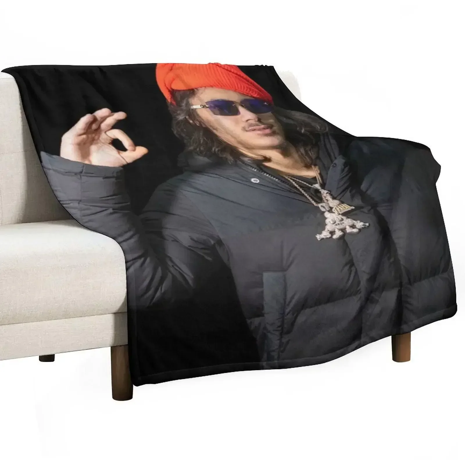 

Babytron In The Studio Turban Posing Throw Blanket Soft Cozy Blanket for Pet Kids Adults