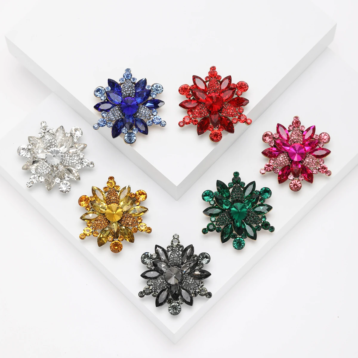 StarryGem Wholesale Trendy Rhinestone Flower Brooches for Women 9-color Snowflake Party Casual Brooch Pin Gifts