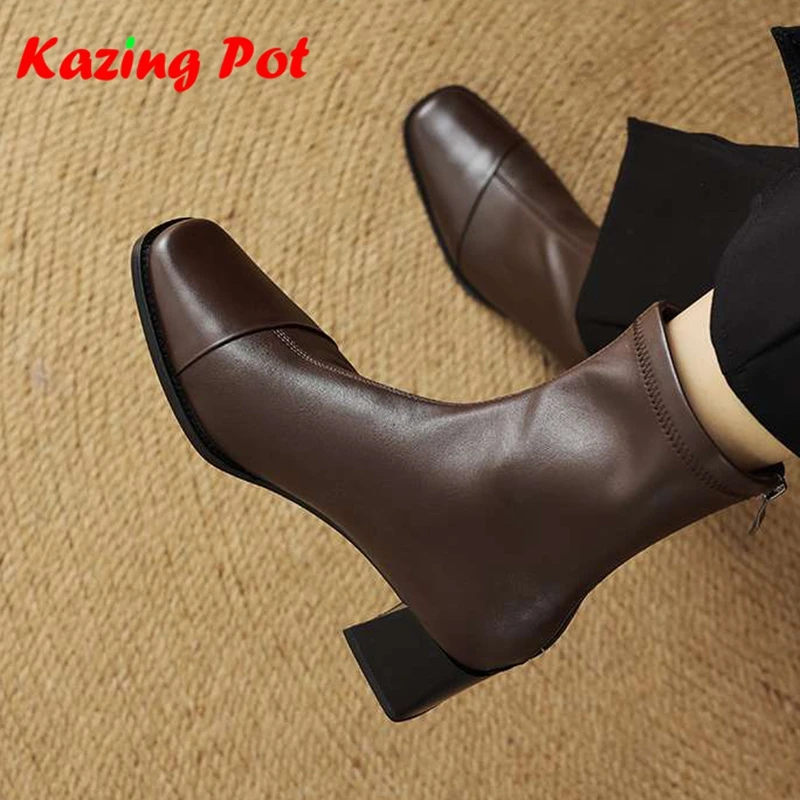 2026 البقرة انقسام الجلد سميكة عالية الكعب الأحذية الموضة الحديثة أحذية الشتاء الخريف الدافئة يؤرخ سستة العلامة التجارية النساء مطاطا حذاء من الجلد