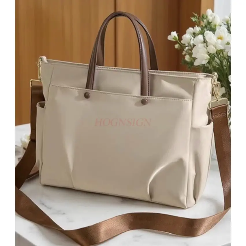 1pcs Simple and lightweight women's laptop, shock resistant handheld, thick office worker briefcase