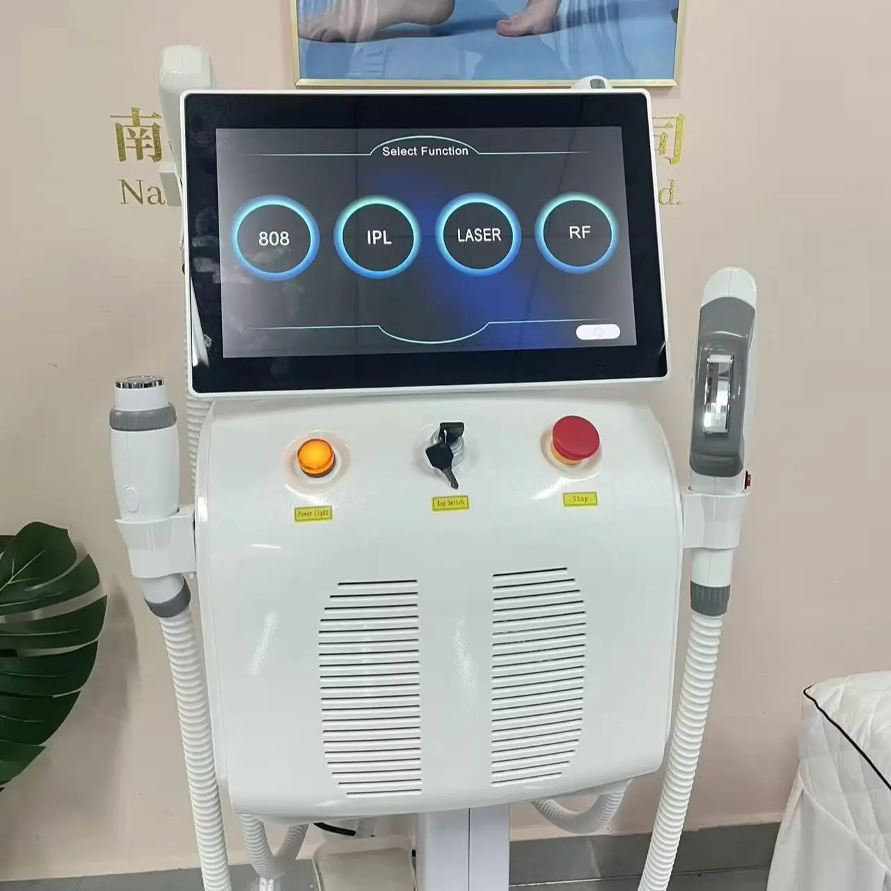 4-In-1 Lase Soprano Fac Titanium Hair Removal Professional Diode IPL Nd Yag Picosecond Opt Hair Removal Tattoo Removal