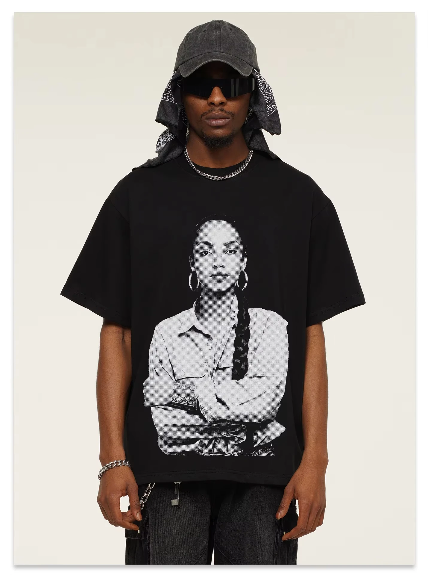 

American Retro Hip Hop SADE Character Print Men Women Short Sleeve Fashion Brand Round Neck Pure Cotton Casual High-quality Tee