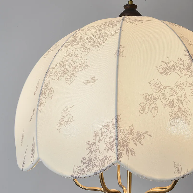 LED الفرنسية العتيقة الثريا غرفة المعيشة الضوء الرئيسي بسيط الرجعية قاعة النسيج نمط مطعم غرفة نوم السرير والإفطار الخفيفة