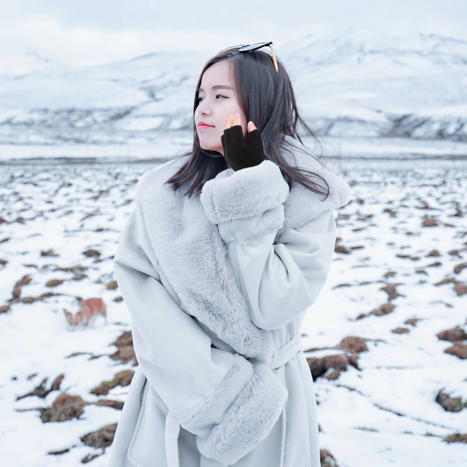 1Pair Half Finger Outdoor Gloves Unisex Breathable Cycling Driving Fishing Adjustable Wrist Strap Non Slip Sports Gloves