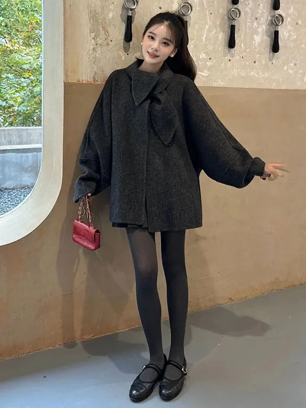 

Корейское шерстяное пальто в стиле Хепберн, уникальное и красивое, средней длины, свободного кроя, зимняя верхняя одежда для невысоких фигур