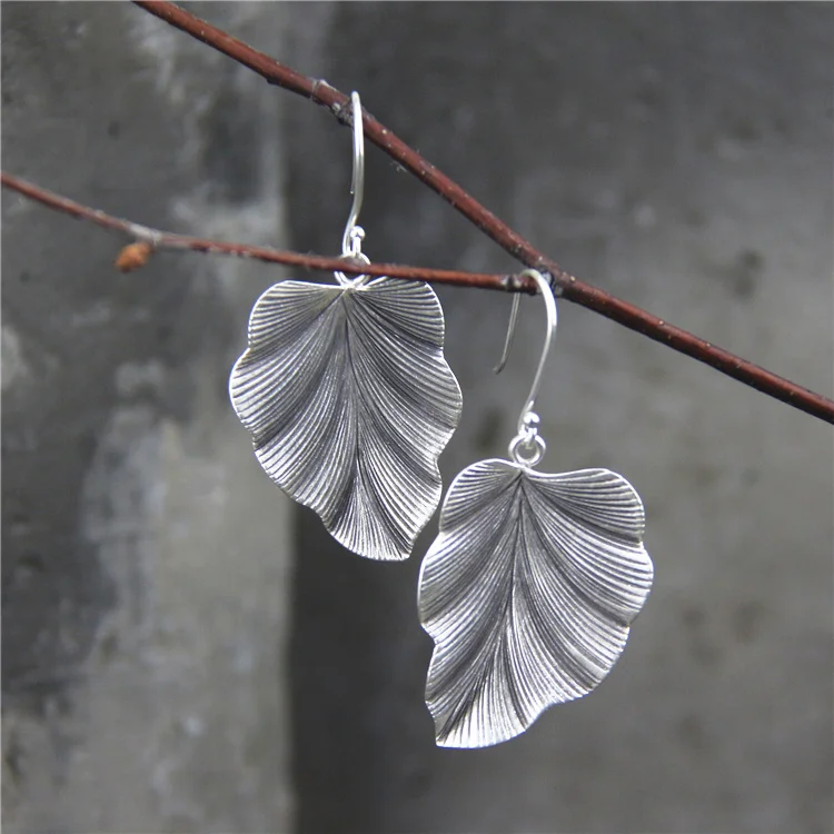 Handmade S925 Pure Silver 3D Leaf Ear Cuff Women's Fashion Jewelry Slimming Face Effect Ethnic Style Leaf Ear Studs