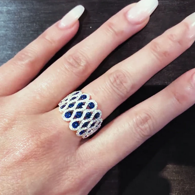 Huitan Graceful Creative Rings for Women Bright Blue/White Cubic Zirconia Party Finger Accessories Fashion Chic Wedding Jewelry