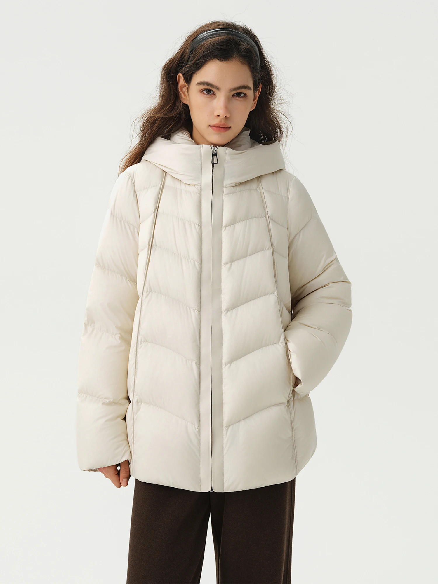 DUSHU Plus Size Women Hooded Down Jacket 2026 Winter New Loose Thick Warm Outerwear for Curvy Ladies Filled with White Duck Down