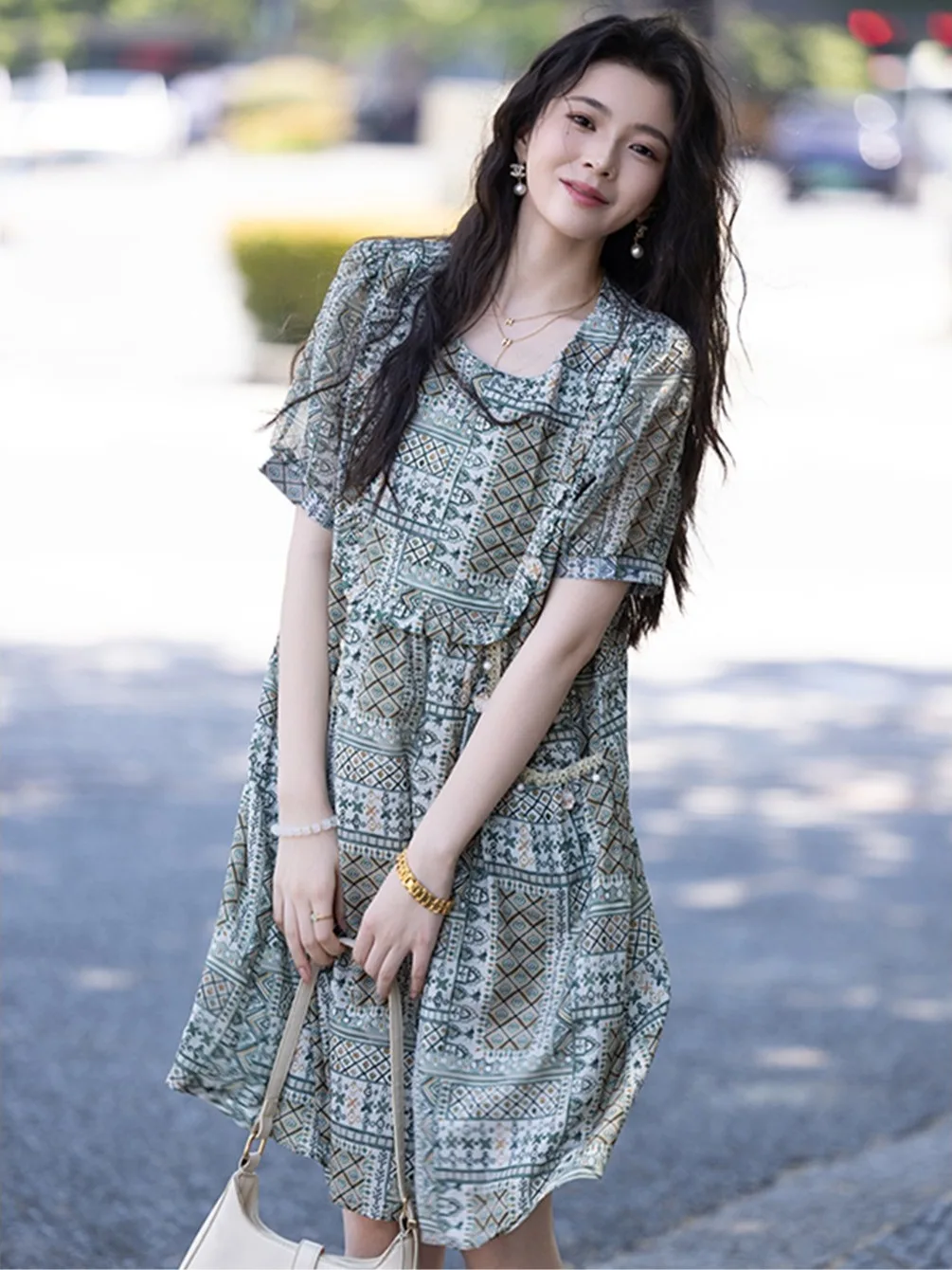 

Casual Fashion Large Size Printed Short Sleeve Chiffon Dress Summer Loose A-Line Dress Lady's Daily Wear Square Neck Dress