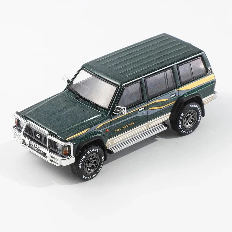 

Pre-order *GCD&Shadow 1:64 Patrol Y60 off-road Vehicle simulation alloy car model - shipped in January