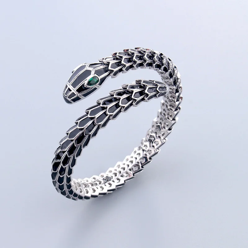 

European and American New Fashion Enamel Snake-Shaped Titanium Steel Micro-Inlaid AAA Zircon Palace Luxury Retro Bracelet.