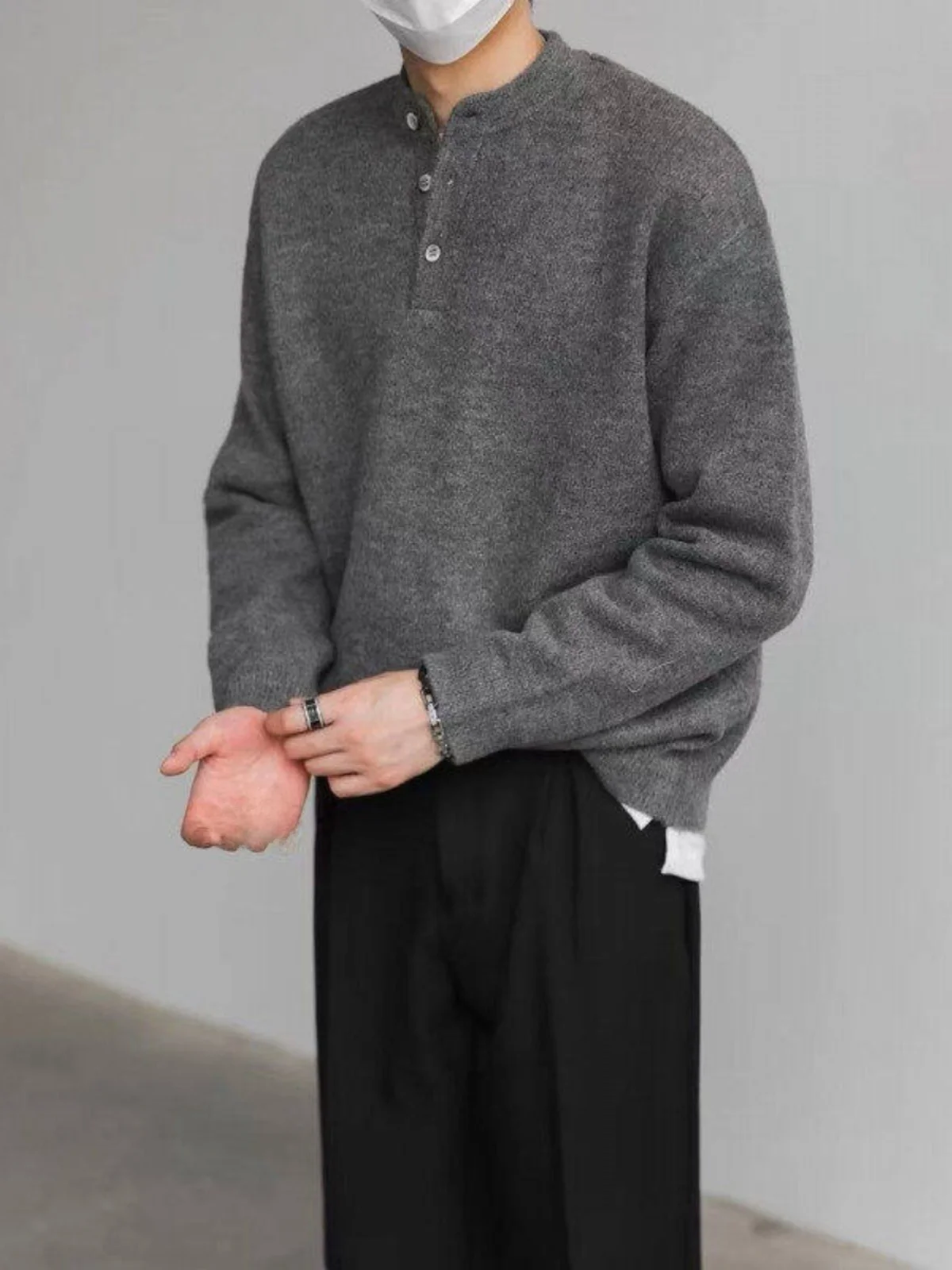 

Slim Fit Long Sve Knitted Sweater Henry Collar Men's Autumn Winter Faionable Color T-irt with Ribbed Hem