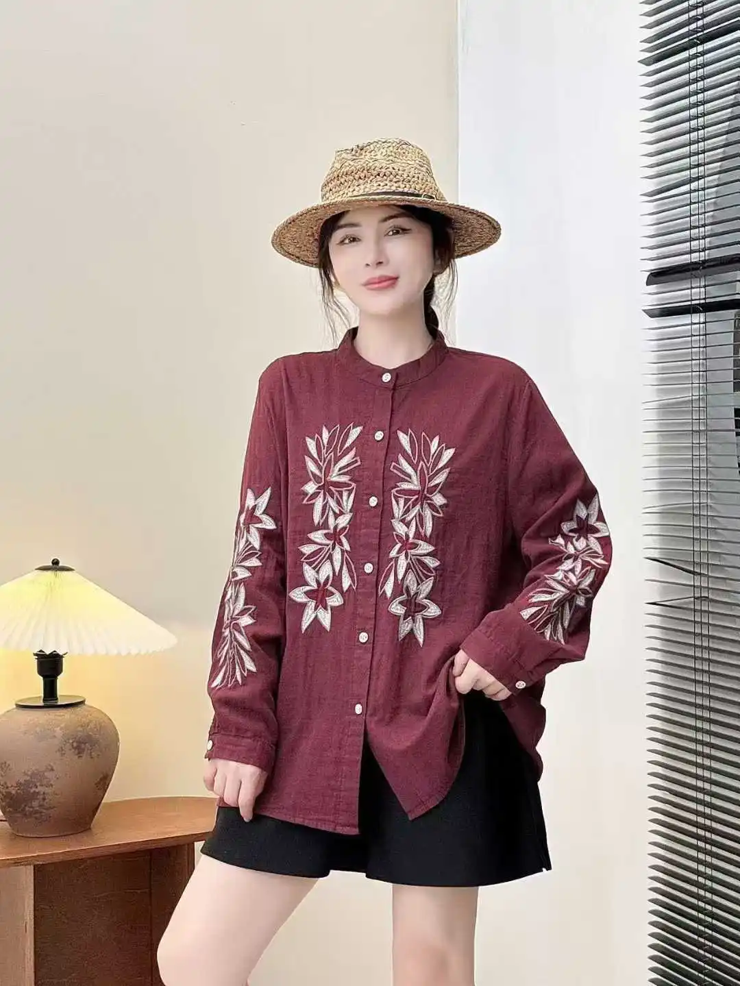 Abbigliamento da donna Mori Kei Camicie in filato di cotone con ricamo etnico Autunno Nuovo colletto alla coreana Manica lunga Camicetta allentata casual Top