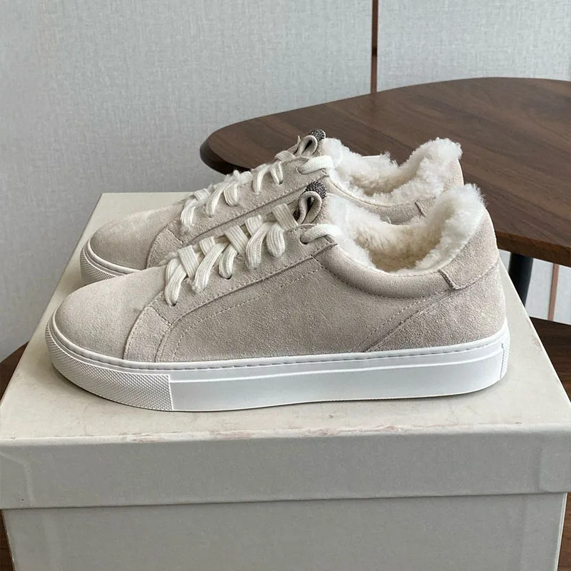 Scarpe da tavolo stringate in pelle scamosciata di mucca con punta tonda Scarpe basse calde con fodera in lana da donna Capispalla autunno inverno Scarpe casual Sneakers