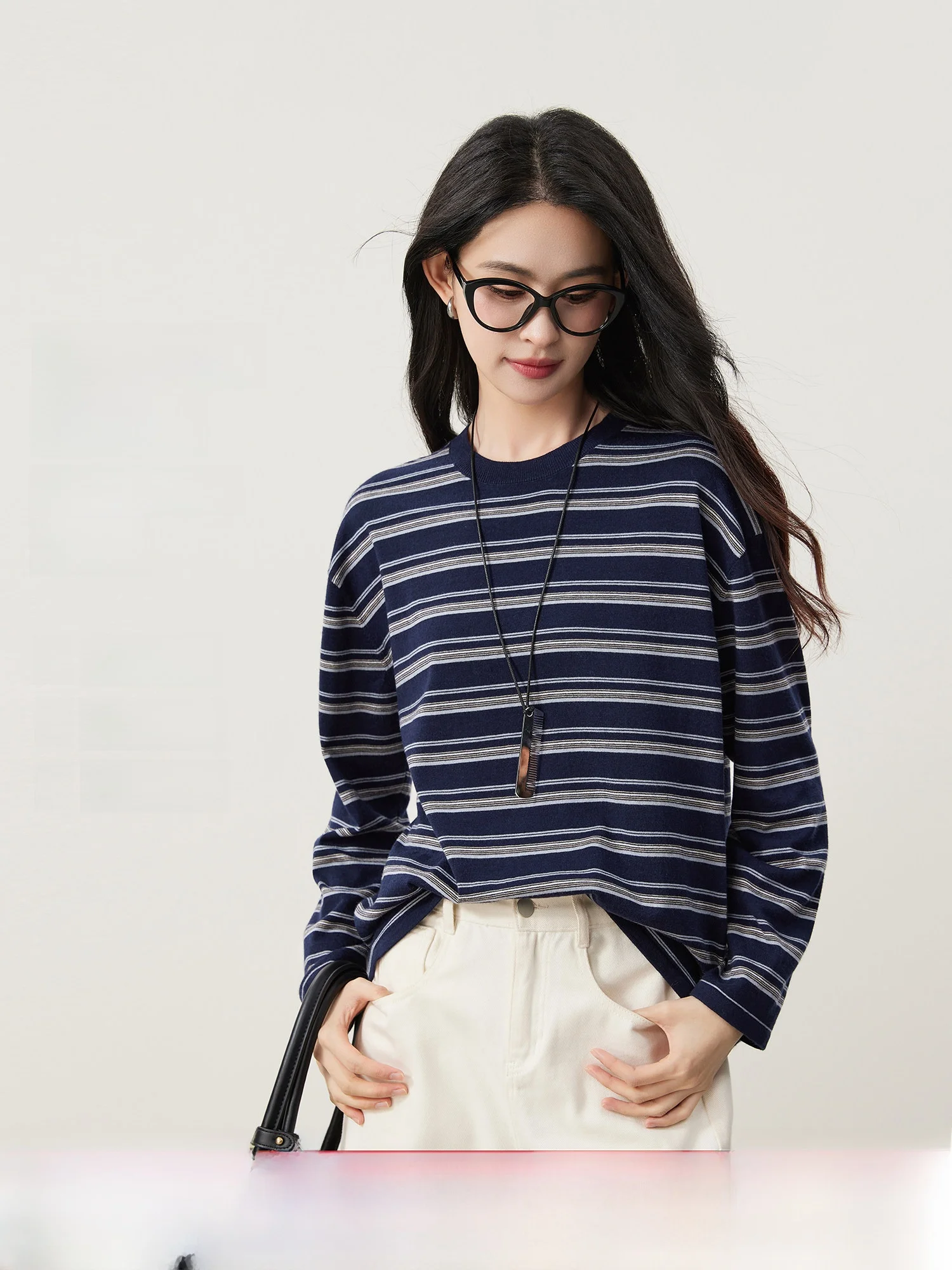 

Мягкий вязаный джемпер оверсайз в полоску с длинным рукавом для женщин, цветной, весна 2026, ранняя весна, из мягкой акриловой смеси