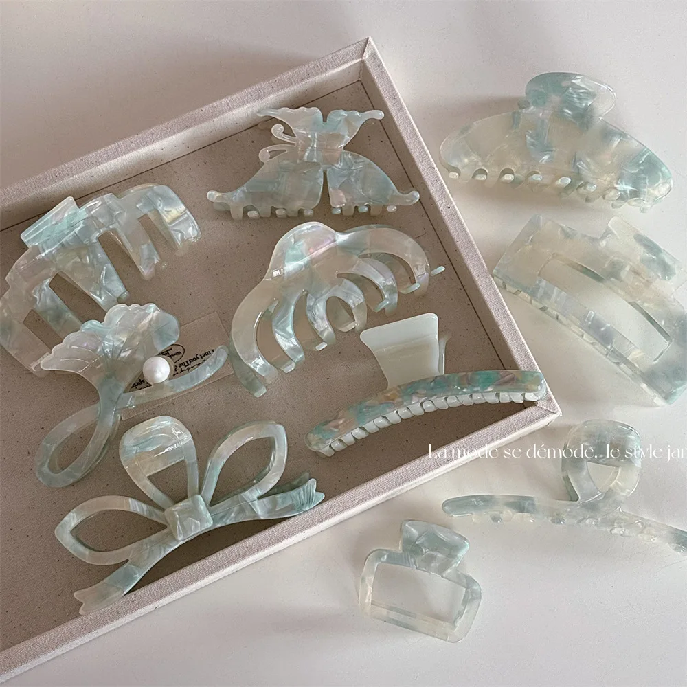 

Women Large Senior Fresh Mint Green Acetate Hair Claws Ladies Hairpins Headwear Barrettes Girls Gentle Hair Accessories Hairgrip