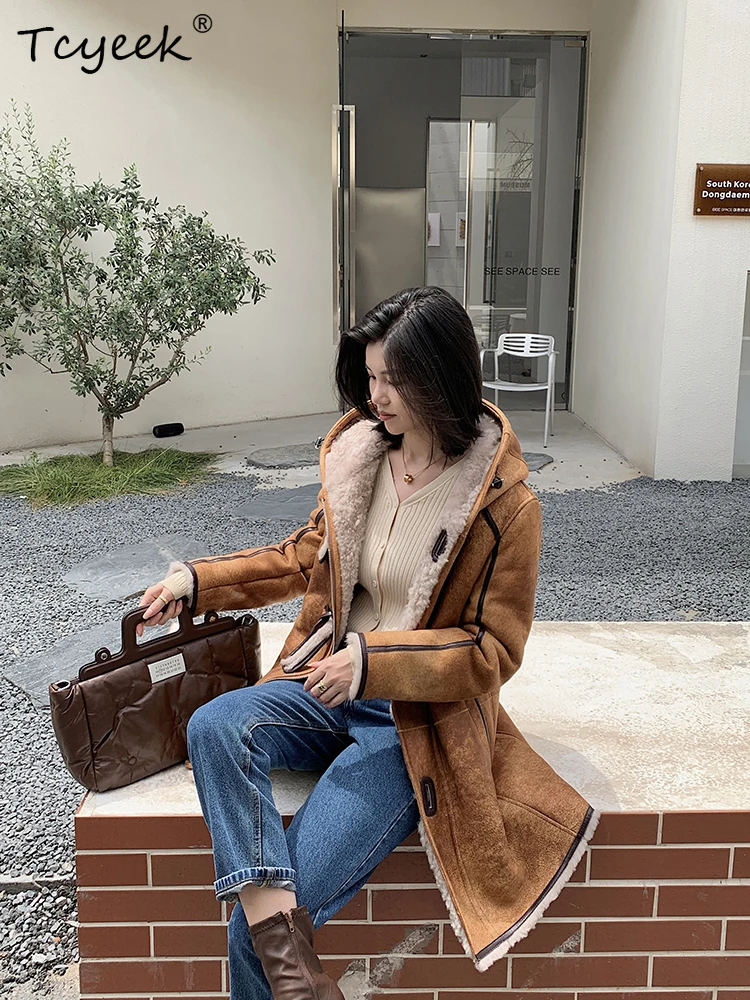 Tcyeek Prawdziwa Wełna Jesień Zima Elegancki Modny Płaszcz z Kapturem Brązowy Średniej Długości Damski Wełniany Płaszcz z Kożucha Futro Fourrures Femme