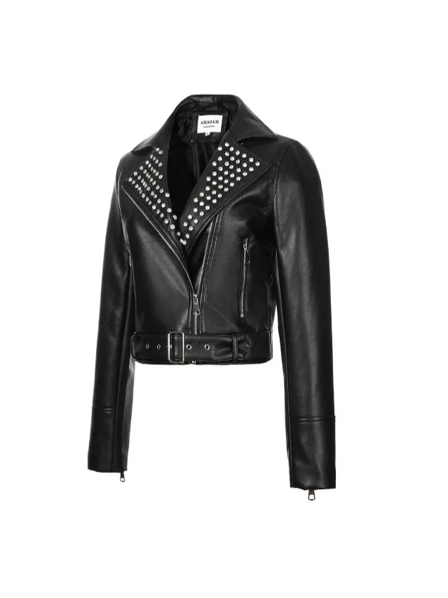 Jaqueta de couro feminina com rebites, jaqueta de motocicleta, jaqueta curta estilo prego moderno e moderno, item popular