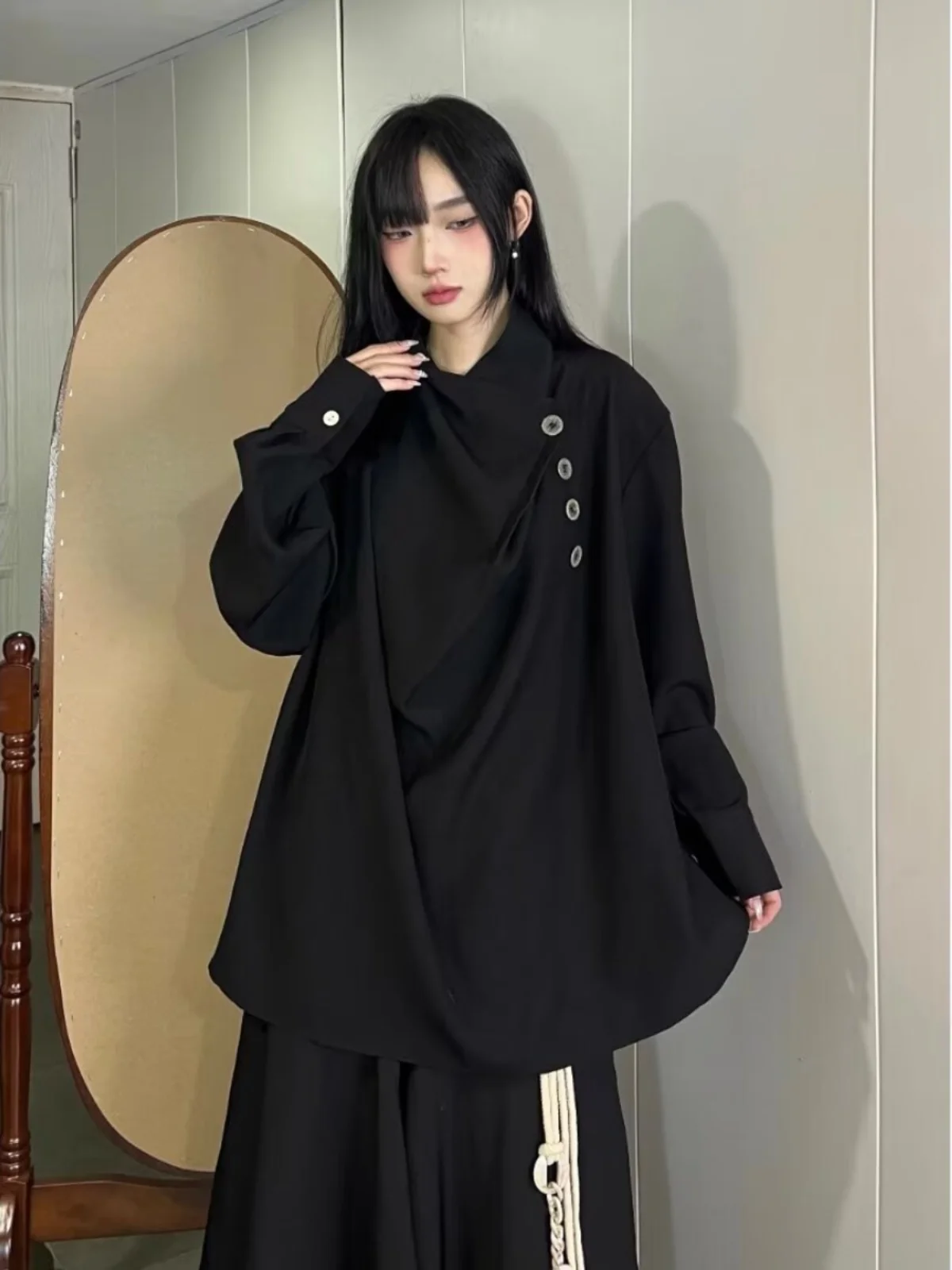 Niche Women Shirts Fashion Brand Shirt For Men Spring And Autumn 2024 New Irregular High-end Lazy Style Shirt