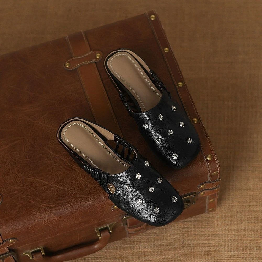 Mit Strass besetzte Mules-Schuhe für Damen, ausgeschnittene, geraffte Slip-On-Flats, Damen-Slipper mit quadratischer Spitze aus Kunstleder, Damenschuhe für das Büro – Detail 12