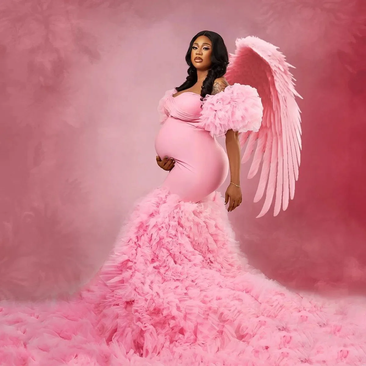 Eleganckie suknie ciążowe o kroju syreny Off Shoulder Sweetheart kobiety fotografia sukienki dostosowane wielowarstwowe falbany suknie na Baby Shower