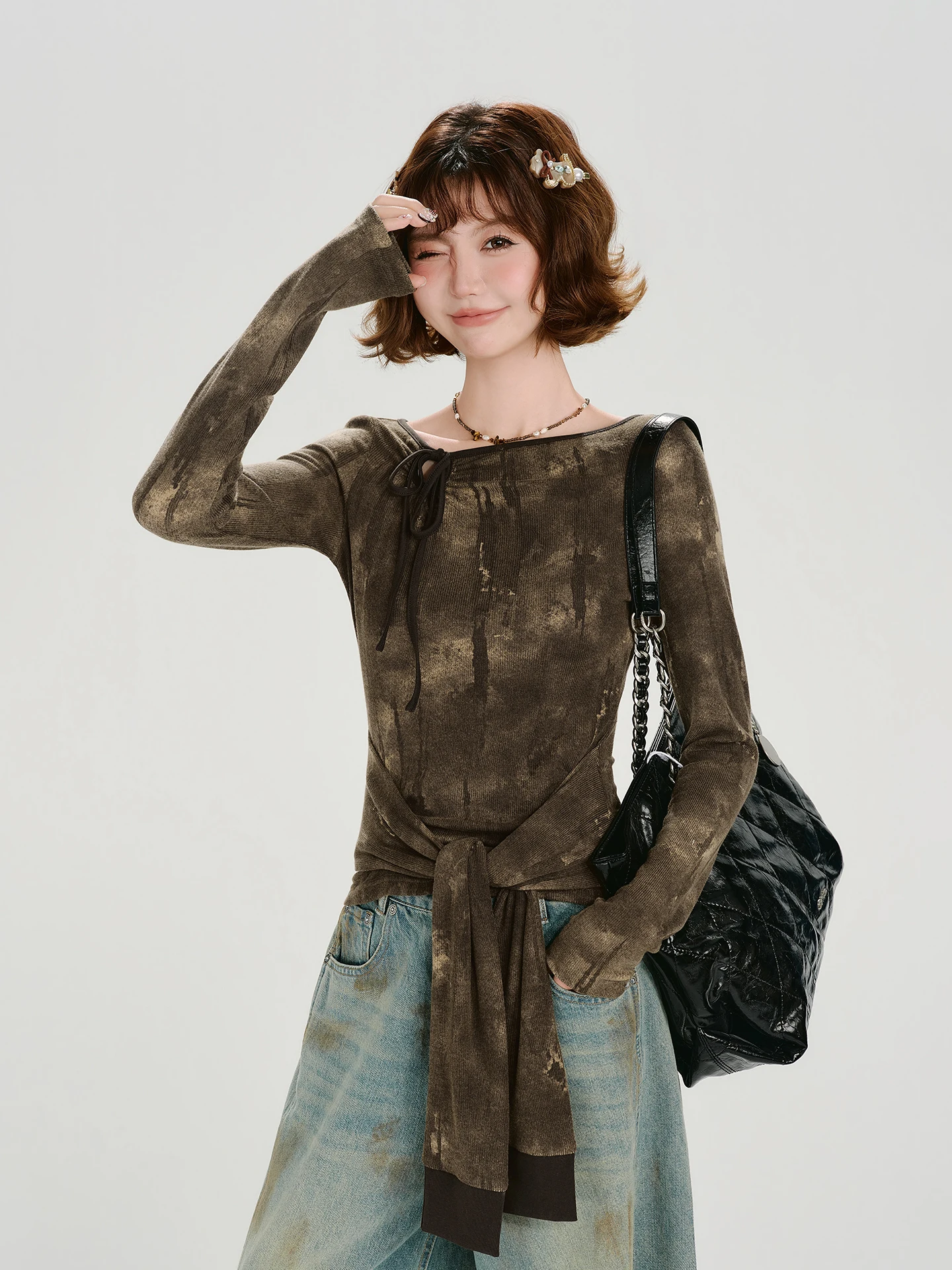 

Girlyhalo American Retro Smokey Shoulder Long Sleeve T-Shirt Women's Spring Autumn New Belt Design Slim Fit Top Casual Style