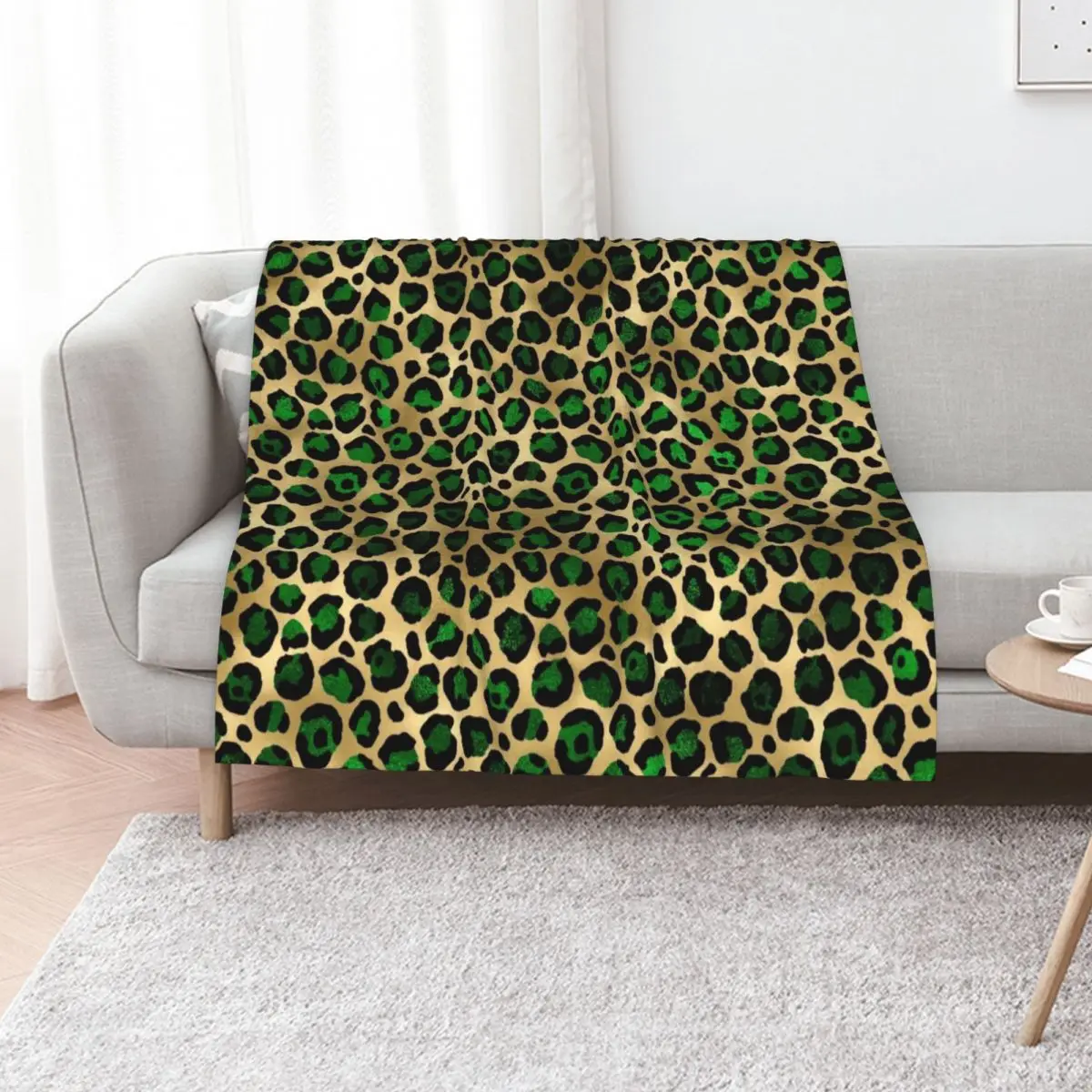 

Emerald Green Leopard Print Throw Blanket Warm Picnic Thin cosplay anime Blankets
