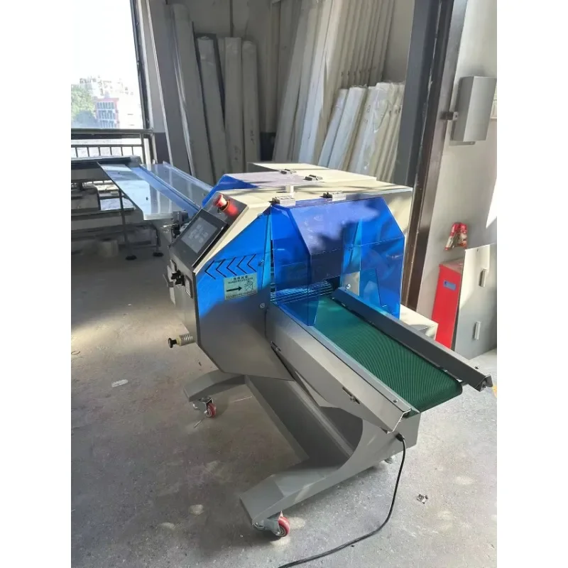 Professional Candy Packaging Pillow Type Packing Tea Three-servo Drives Multi-functional Chocolate bar Pillow Packaging Machine