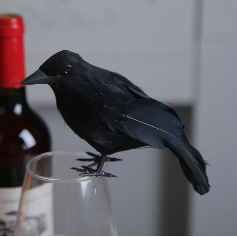 

2Pcs Halloween Artificial Raven Crow Realistic Black Feathered Crows Multifunctional Festive Atmosphere Lifelike Garden Balcony