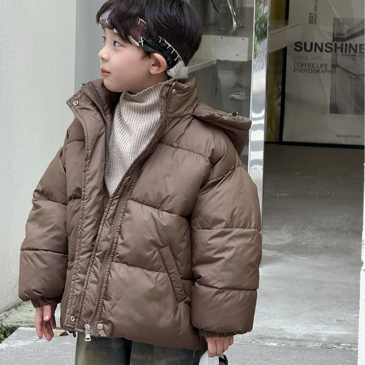 

2023 Autumn Winter New Korean Style New Fashionable Warm Thick Children Clothes Brown Short Cotton Warm Hooded Cotton Jacket