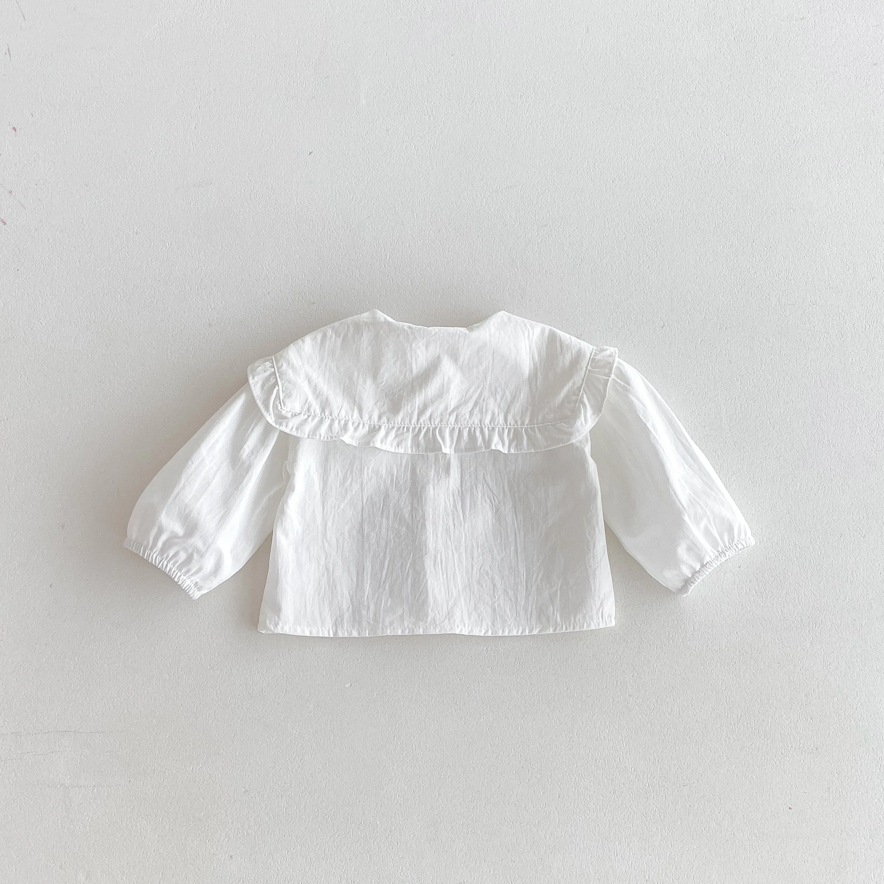 Nueva camisa de bebé elegante y a la moda de primavera y otoño para bebés y niños pequeños, camisa de manga larga con solapa grande