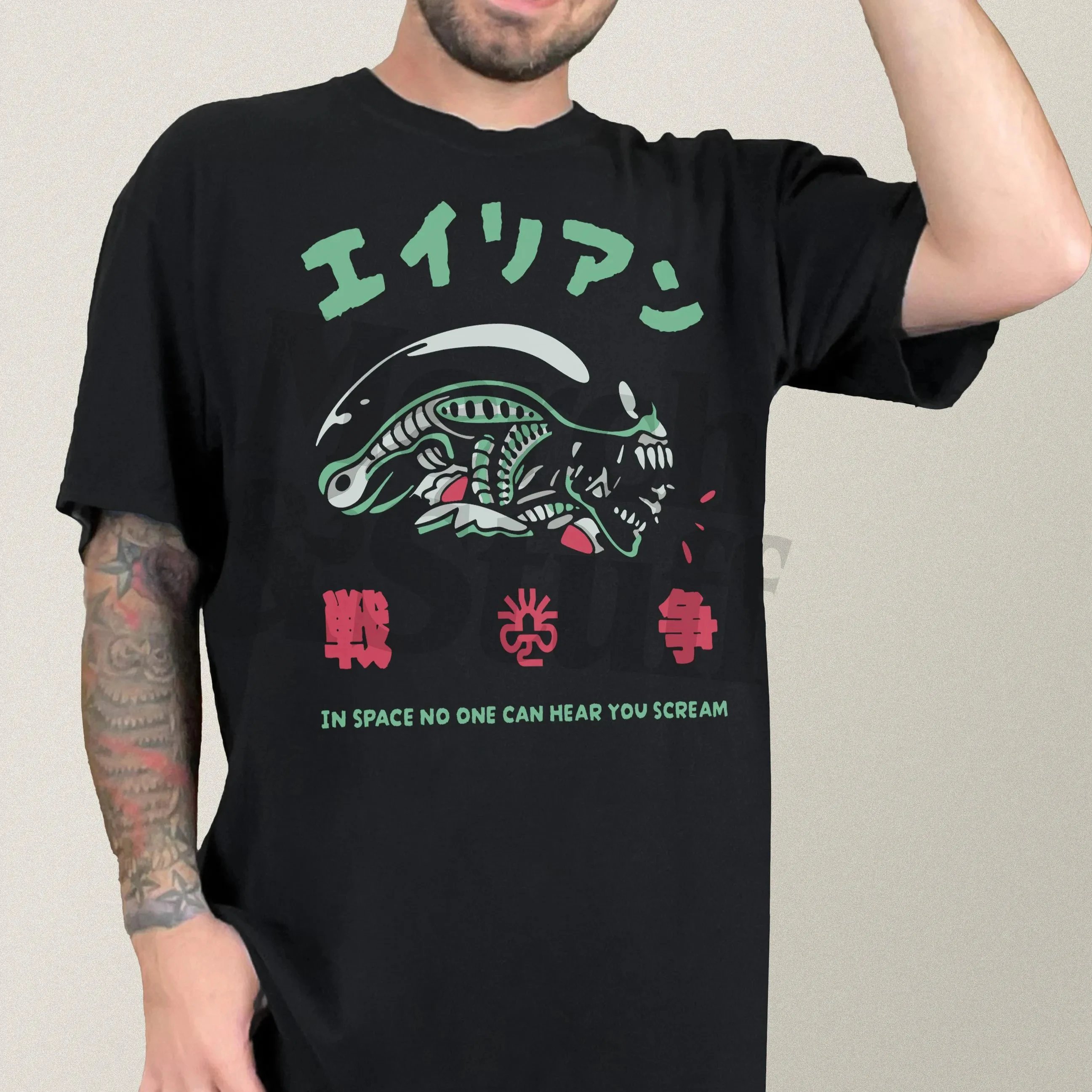 Japanese Irregular-patterned T-shirt, A Retro Irregular-shaped Face Bug Sci-fi Movie T-shirt Suitable for Both Men and Women