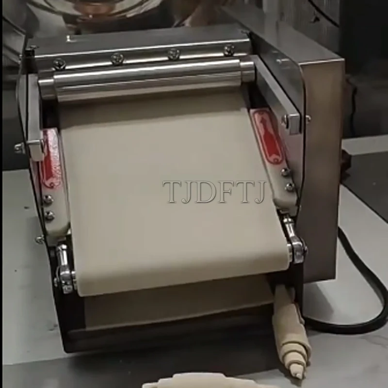 Automatic Croissant Making Machine For Bakery Croissant Dough Rolling Machine