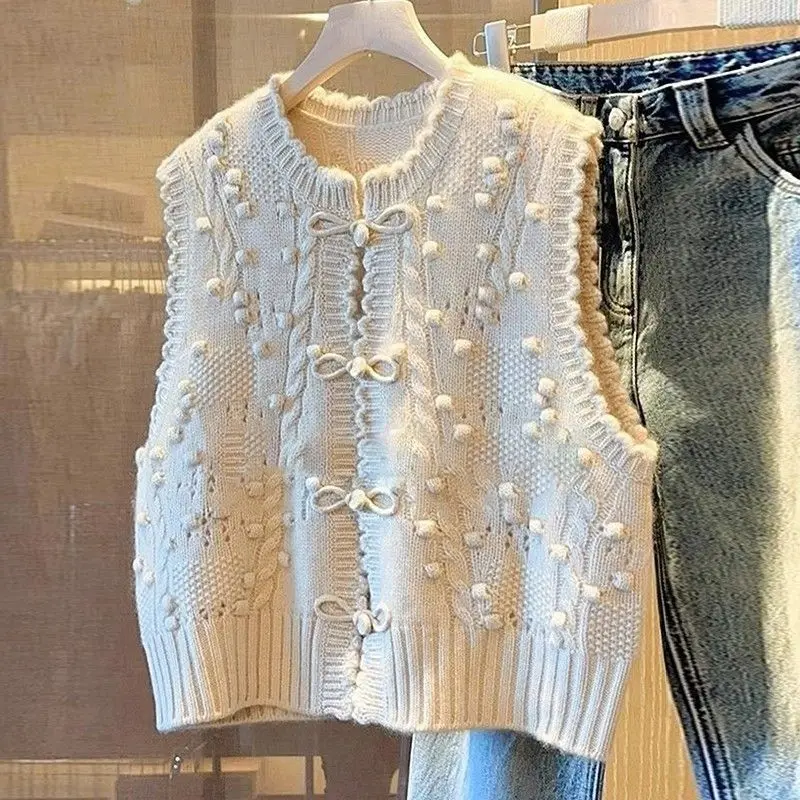 Women Chinese Style Knitted Vest 2026 New Spring Autumn Vintage Casual Sleeveless Sweater Female Fashion All-match Waistcoat