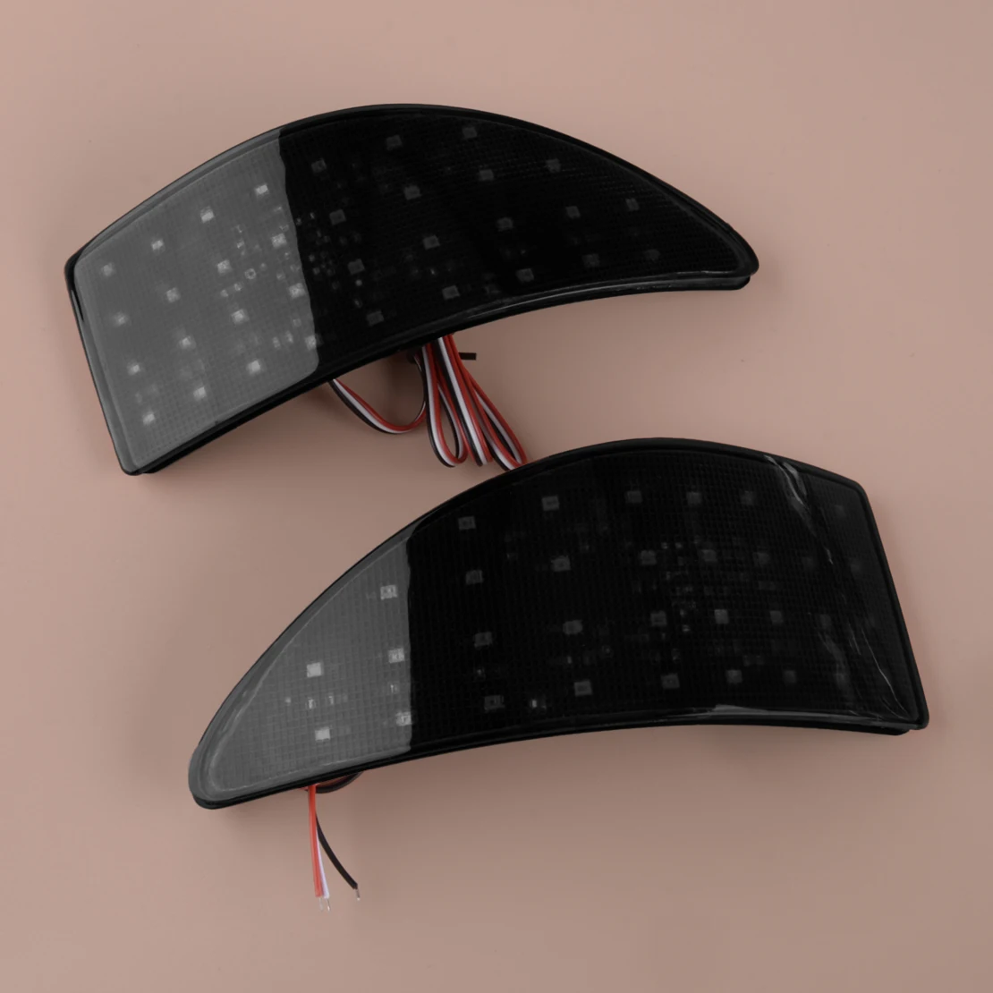

LX1184100 1 Pair Black Lens LED Rear Bumper Lamp Reflector Light 8191053021 8192053021 Fit for Lexus IS250 IS350 2006-2012 2013