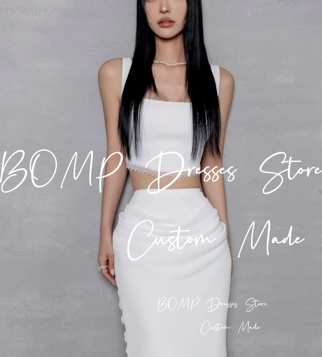 ชุดแต่งงาน BOMP Modern แบบ 2 ชิ้น สายเดี่ยว ผ้าซาตินสีขาว ทรงพลีท ชายกระโปรงยาวแบบ Sweep Train สไตล์เกาหลี สำหรับถ่ายภาพ ชุดเจ้าสาวสั่งตัด