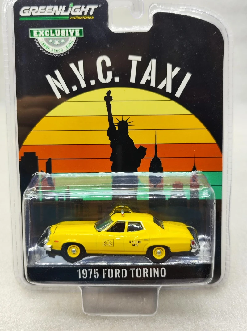 1:64 1975 Ford Torino Taxi High Simulation Diecast Car Metal Alloy Model Car kids toys collection gifts W697