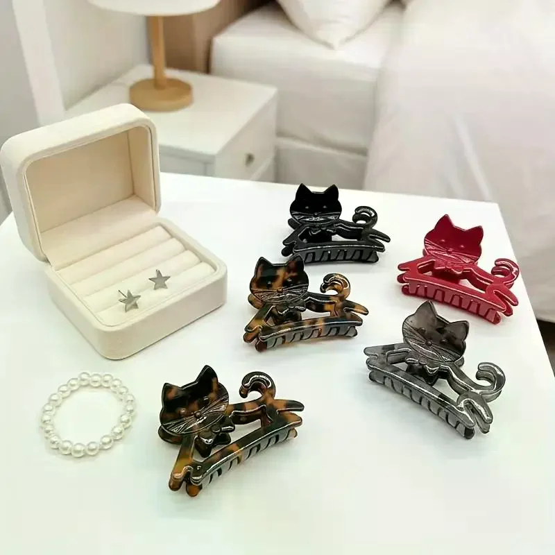 Retro Style Cartoon Cat Hair Clip Hollowed Out Gradient Color Cute Women Girls Accessories for Daily Office and Casual Outfits