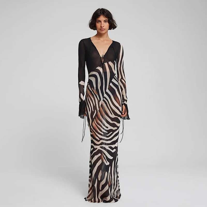 Whatiwear セクシーなシースルードレスの女性のファッションプリントローネックシャーリングフレアスリーブミッドナイトクラブパーティーコケットロングボディコン